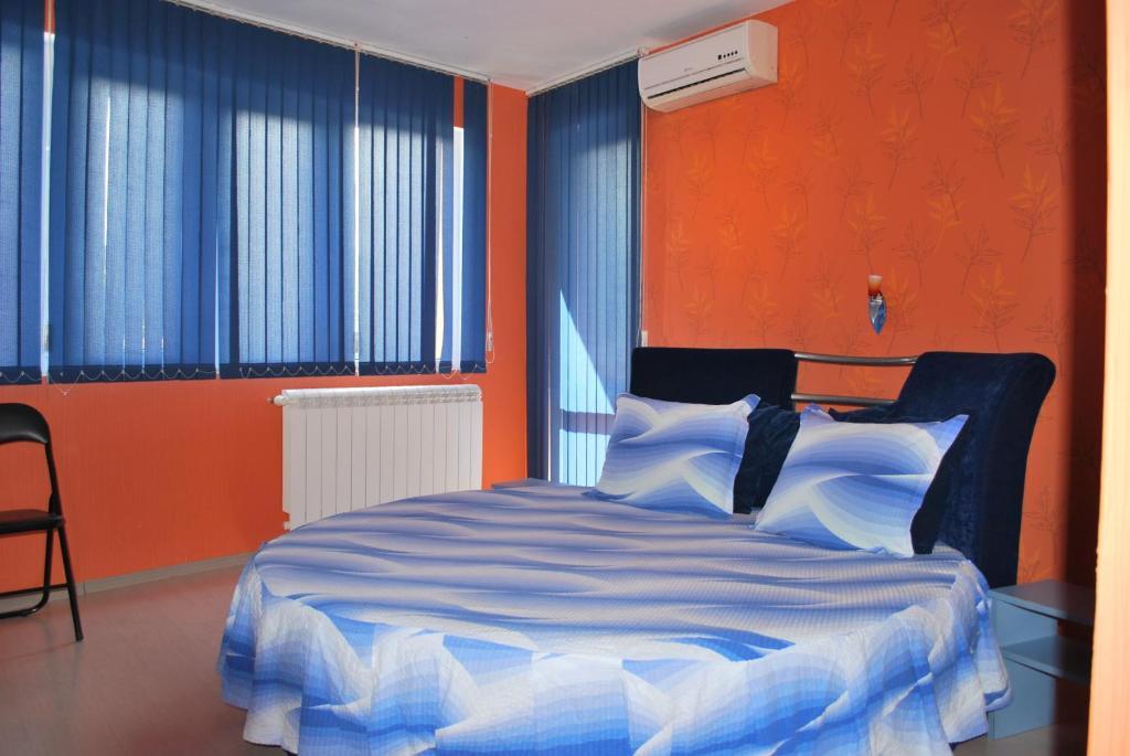 Hotel Milenium София Номер фото